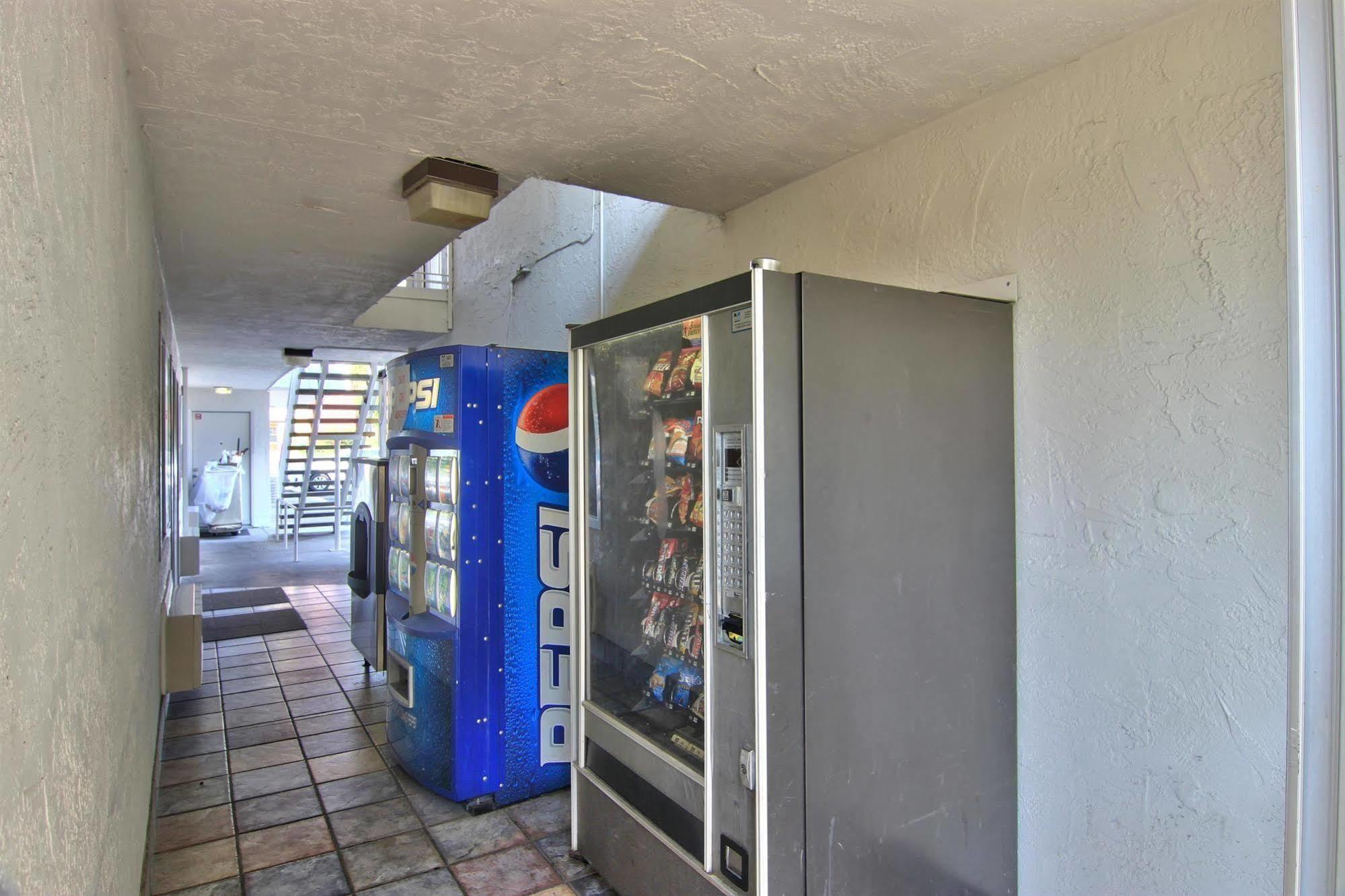 Motel 6-Sacramento, Ca - Old Sacramento North Екстериор снимка